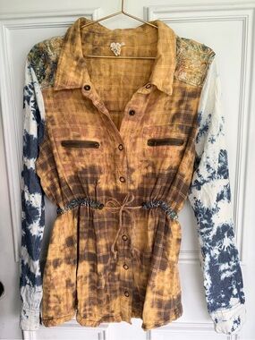gimmicks by BKE Tie-Dye Plaid Button-Down Jacket in Mustard, Navy & White